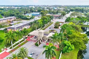 2302 Lucaya Ln, Coconut Creek, FL 33066 - Photo 24