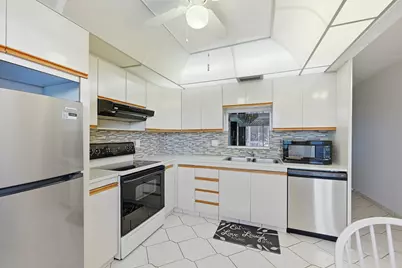 2302 Lucaya Lane #E3, Coconut Creek, FL 33066 - Photo 2