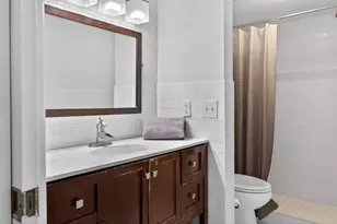 245 Riviera Cir, Weston, FL 33326 - Photo 32