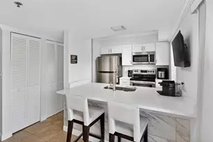 245 Riviera Cir, Weston, FL 33326 - Photo 14