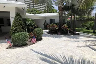 2200 NE 32nd Ave, Fort Lauderdale, FL 33305 - Photo 1