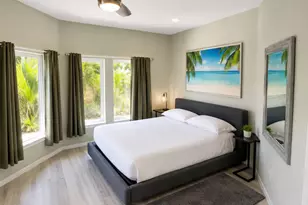 2200 NE 32nd Ave, Fort Lauderdale, FL 33305 - Photo 8