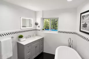 2200 NE 32nd Ave, Fort Lauderdale, FL 33305 - Photo 14