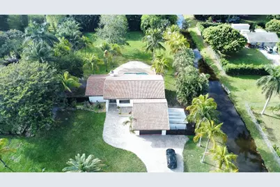 11460 SW 1st Court, Plantation, FL 33325 - Photo 8