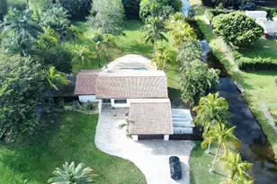 11460 SW 1st Ct, Plantation, FL 33325 - Photo 8