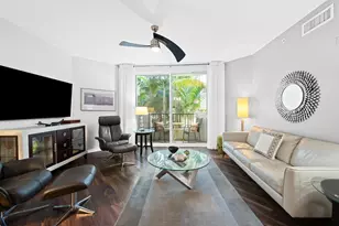 2421 NE 65th St, Fort Lauderdale, FL 33308 - Photo 4