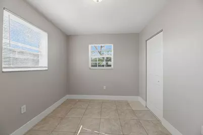 1000 N 71st Avenue, Hollywood, FL 33024 - Photo 18