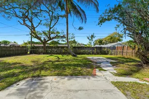 1000 N 71st Ave, Hollywood, FL 33024 - Photo 28