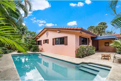 708 NW 6th Drive, Boca Raton, FL 33486 - Photo 2