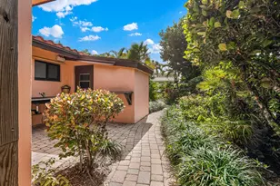 708 NW 6th Dr, Boca Raton, FL 33486 - Photo 26