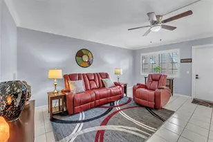 290 Farnham M, Deerfield Beach, FL 33442 - Photo 4