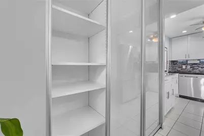 290 Farnham M, Deerfield Beach, FL 33442 - Photo 10