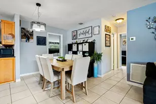 5554 SW 6th St, Margate, FL 33068 - Photo 8