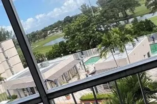 7035 NW 186th St, Hialeah, FL 33015 - Photo 4