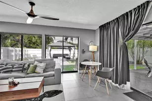 537 NW 45th St, Fort Lauderdale, FL 33309 - Photo 24