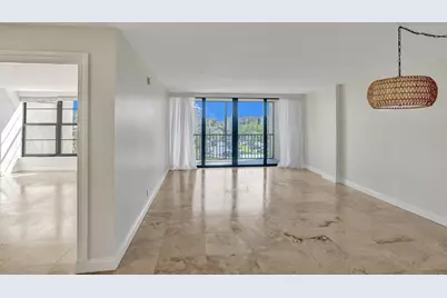4 Royal Palm Way #503, Boca Raton, FL 33432 - Photo 10