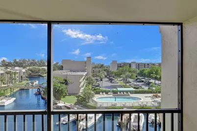 4 Royal Palm Way #503, Boca Raton, FL 33432 - Photo 16