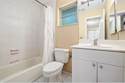 2229 Nova Village Drive, Davie, FL 33317 - Photo 8