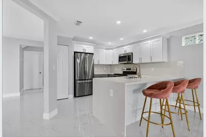 3385 Seabreeze Lane, Margate, FL 33063 - Photo 6