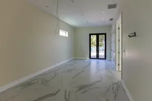 2421 NE 201st St, Miami, FL 33180 - Photo 24