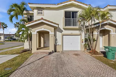 14000 SW 260th Street #105, Homestead, FL 33032 - Photo 2