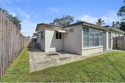 9456 SW 51 Street, Cooper City, FL 33328 - Photo 2