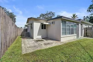 9456 SW 51st St, Fort Lauderdale, FL 33328 - Photo 2