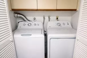 3950 Cocoplum Cir, Margate, FL 33063 - Photo 16