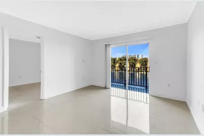 4705 NW 7th Street #307-7, Miami, FL 33126 - Photo 8