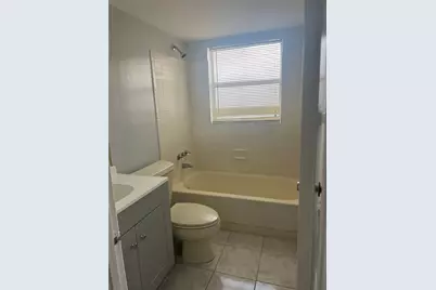 1022 Twin Lakes Drive, Coral Springs, FL 33071 - Photo 12