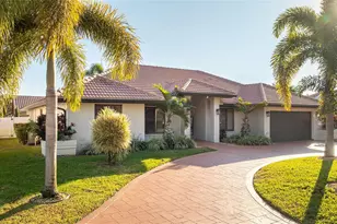 6484 NW 55th Manor, Pompano Beach, FL 33067 - Photo 4