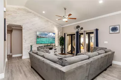 6484 NW 55th Manor, Pompano Beach, FL 33067 - Photo 8