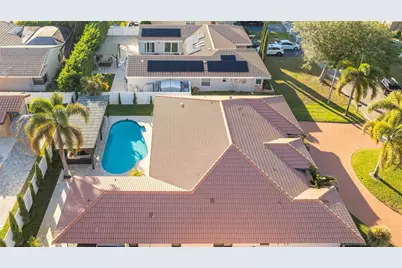 6484 NW 55th Manor, Pompano Beach, FL 33067 - Photo 52