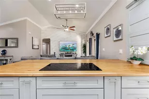 6484 NW 55th Manor, Pompano Beach, FL 33067 - Photo 18