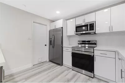 1164 NW 45th Terrace, Lauderhill, FL 33313 - Photo 10