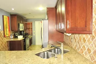 2601 S Palm Aire Dr, Pompano Beach, FL 33069 - Photo 4