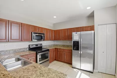 457 SE 37th Place #457, Homestead, FL 33033 - Photo 10