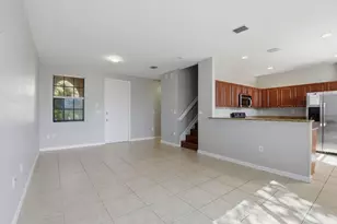 457 SE 37th Pl, Homestead, FL 33033 - Photo 6