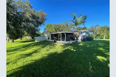 2255 54th Avenue, Vero Beach, FL 32966 - Photo 6