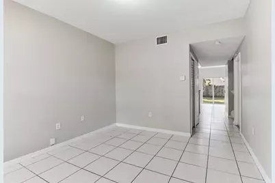 885 SW 6th Court, Homestead, FL 33034 - Photo 8
