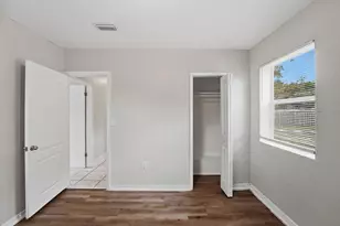 1525 NW 126th St, Miami, FL 33167 - Photo 16