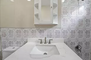 1525 NW 126th St, Miami, FL 33167 - Photo 18