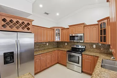 17023 SW 149th Place, Miami, FL 33187 - Photo 16