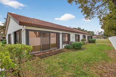 7157 Wisteria Way #7157, Tamarac, FL 33321 - Photo 6