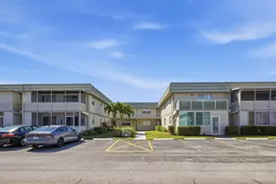 451 Monaco J, Delray Beach, FL 33446 - Photo 2