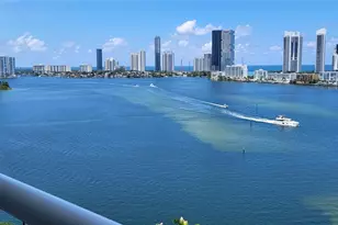 2600 Island Blvd, Aventura, FL 33160 - Photo 2