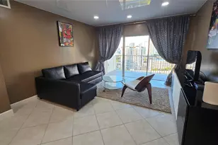 300 Bayview Dr, Sunny Isles Beach, FL 33160 - Photo 12