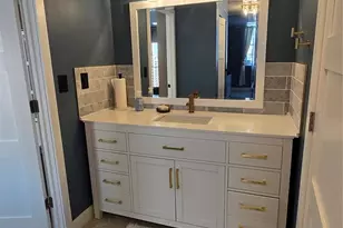 300 Bayview Dr, Sunny Isles Beach, FL 33160 - Photo 22