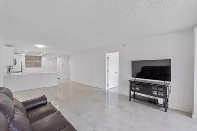 3751 Environ Boulevard #243, Lauderhill, FL 33319 - Photo 10