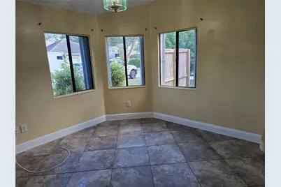 809 E Palm Run Drive, North Lauderdale, FL 33068 - Photo 6